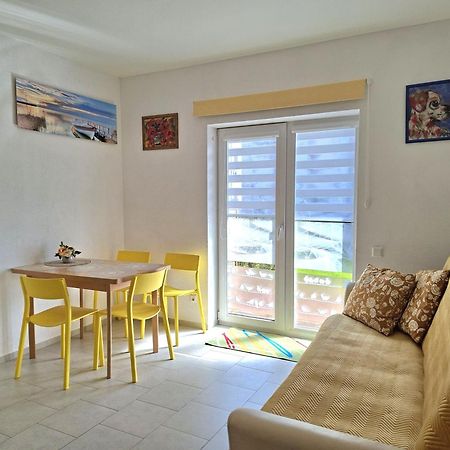 Geltoni Apartamentai Palanga Exterior foto